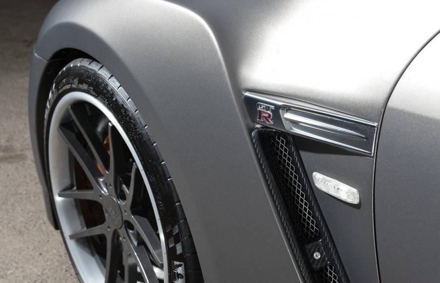  Nissan GT-R LM900 by Litchfield 2014 года  (фото 7 из 16)